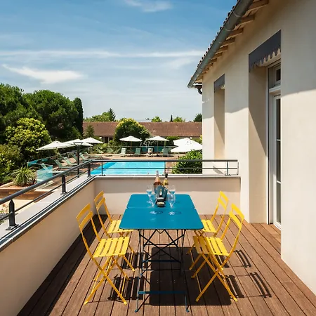 Ξενοδοχείο με διαμερίσματα De Diane -