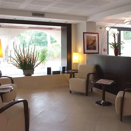 De Diane - Aparthotel 4*